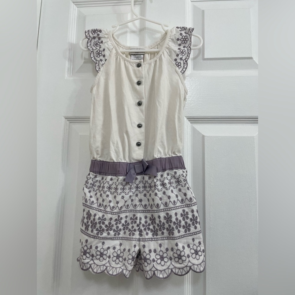 Max Studio Eyelet Ruffle Sleeve Lace Romper Size 2T
